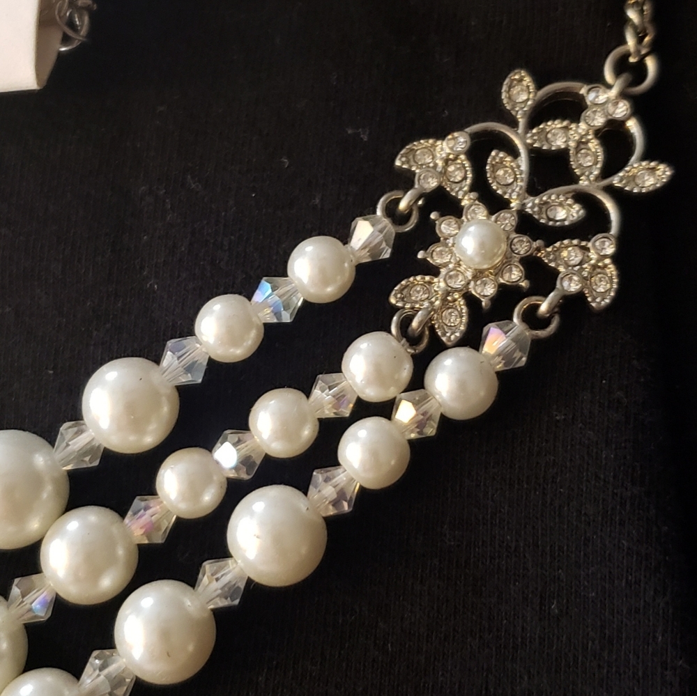 SOLD ~NWT Pearl, Crystal & Rhinestone Bridal Set